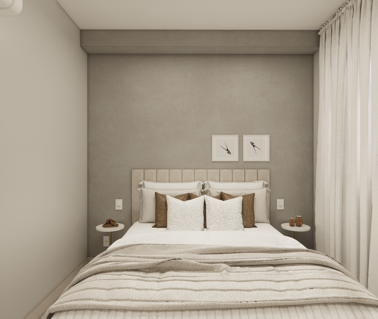 Render 3D de quarto com tons neutros, cabeceira estofada, espelho orgânico, mesas laterais redondas e cortina branca