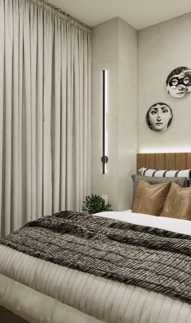 Render 3D de quarto com cama de casal, cabeceira amadeirada, iluminação indireta, tons neutros, cortinas e adornos na parede