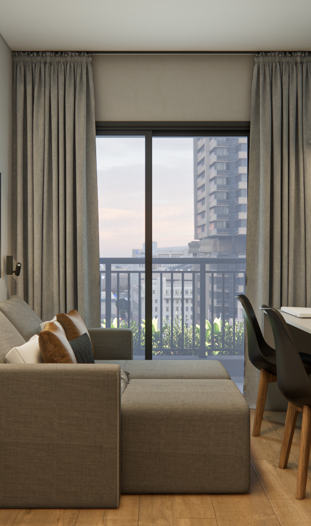 Render 3D de sala e cozinha integradas, sofá cinza, mesa, cadeiras, geladeira e cortinas em tons neutros com vista urbana